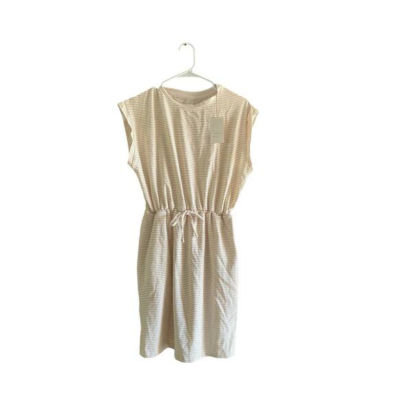NWT A New Day Short Sleeve Extended Shoulder A-Line Dress Size Medium - Picture 1 of 5